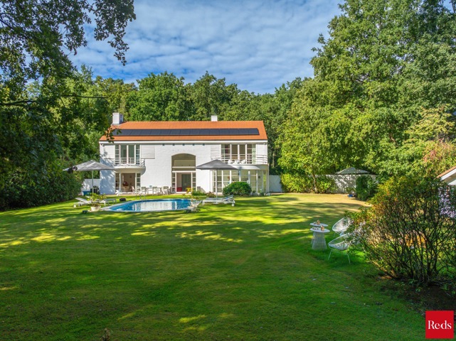 Long Island Villa met Zwembad en Privacy te Hof ter Linde