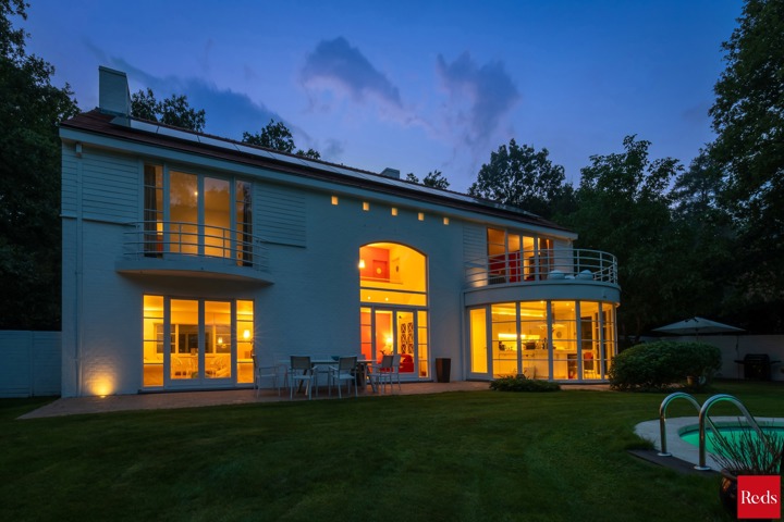 Long Island Villa met Zwembad en Privacy te Hof ter Linde
