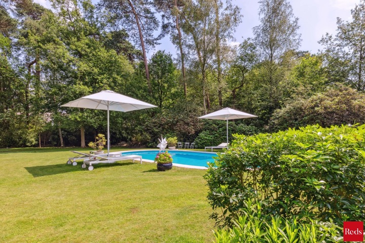 Long Island Villa met Zwembad en Privacy te Hof ter Linde