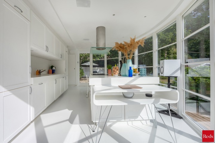 Long Island Villa met Zwembad en Privacy te Hof ter Linde