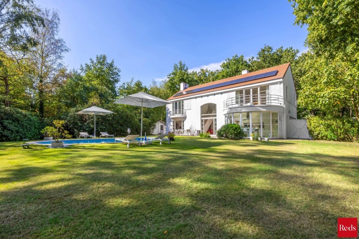 Long Island Villa met Zwembad en Privacy te Hof ter Linde