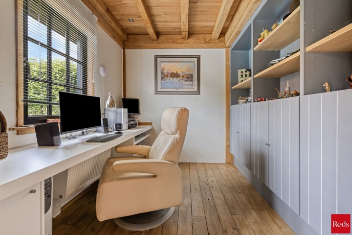 Landelijke villa met zwembad en poolhouse in alle privacy
