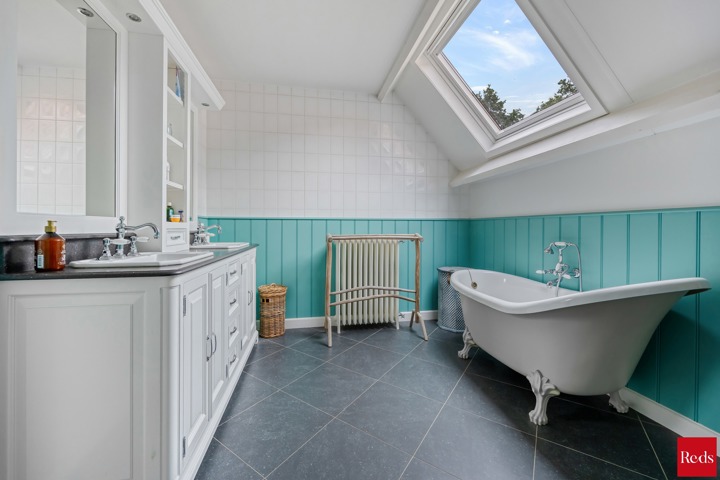 Landelijke villa met zwembad en poolhouse in alle privacy