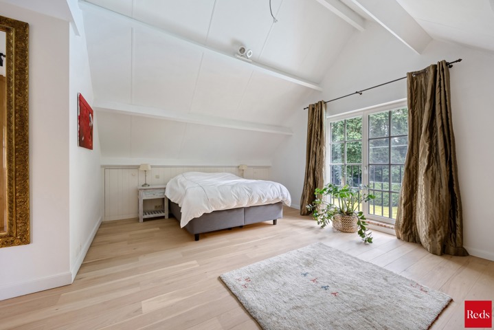 Landelijke villa met zwembad en poolhouse in alle privacy