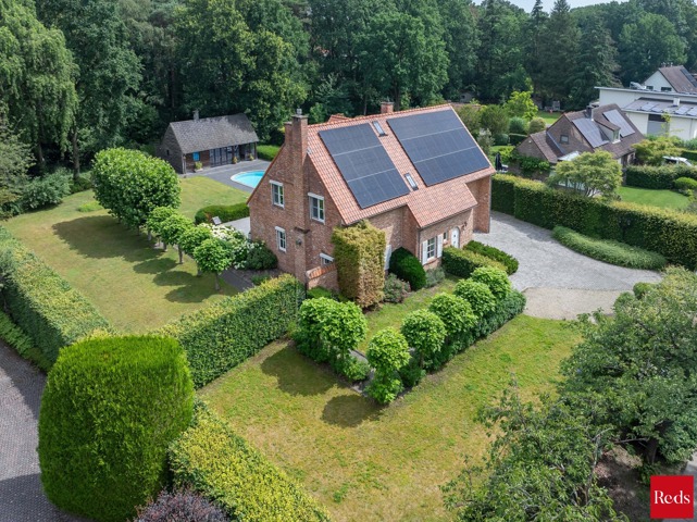 Landelijke villa met zwembad en poolhouse in alle privacy