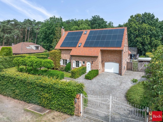 Landelijke villa met zwembad en poolhouse in alle privacy