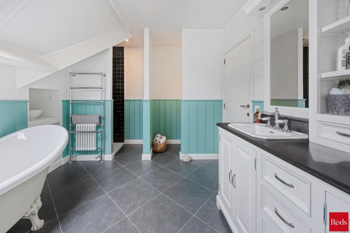 Landelijke villa met zwembad en poolhouse in alle privacy