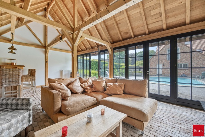 Landelijke villa met zwembad en poolhouse in alle privacy