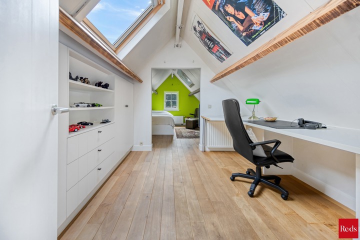 Landelijke villa met zwembad en poolhouse in alle privacy