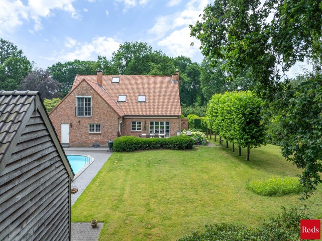 Landelijke villa met zwembad en poolhouse in alle privacy