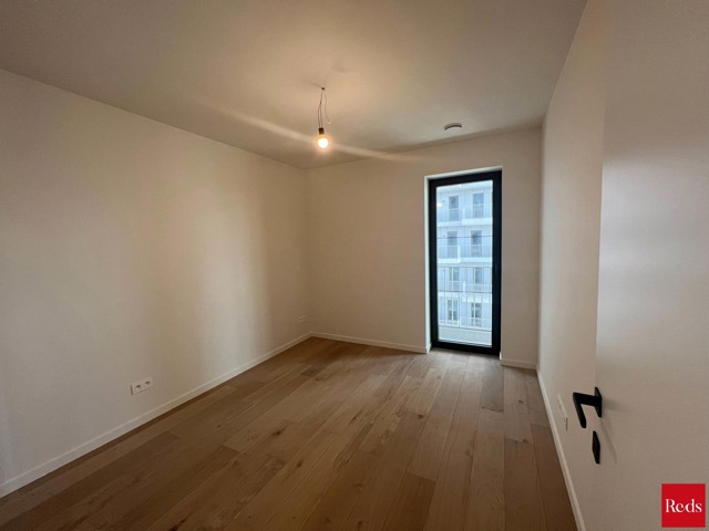 2-slaapkamer appartement met ruim terras en parking