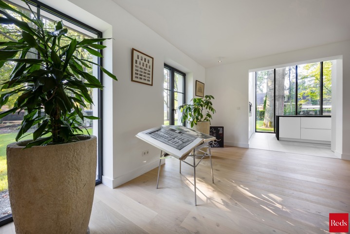 Luxe gerenoveerde villa (EPC A) op riant hoekperceel