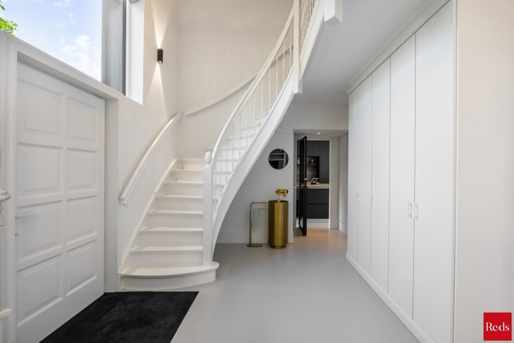 Prestigieuze villa met zwembad op 3.528 m² op toplocatie!