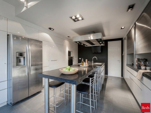Riante en moderne villa in de gegeerde Elsdonckwijk 