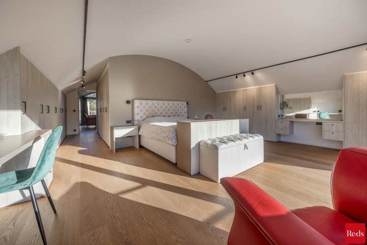 Riante en moderne villa in de gegeerde Elsdonckwijk 