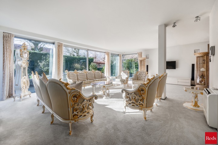 Riante en moderne villa in de gegeerde Elsdonckwijk 