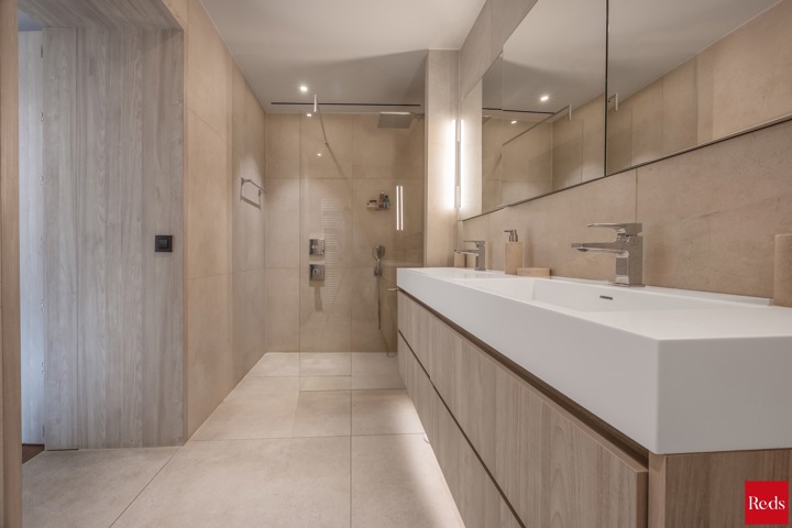 Riante en moderne villa in de gegeerde Elsdonckwijk 