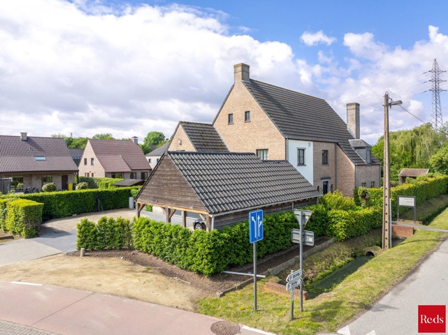 Instapklare villa met praktijkruimte 