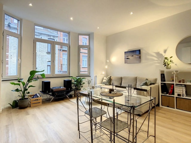 Flat - for rent - 1190 Forest