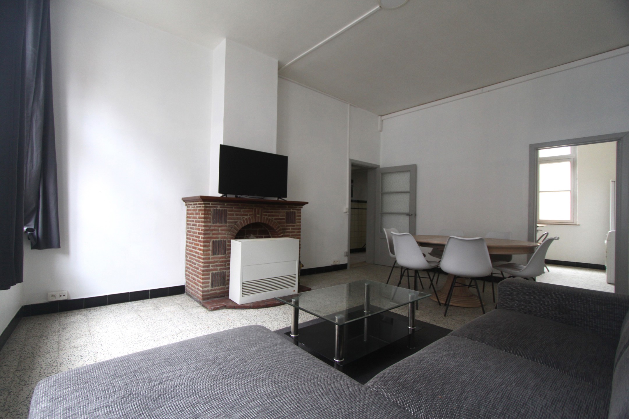 Rez-de-chaussée - à louer - 7500 Tournai