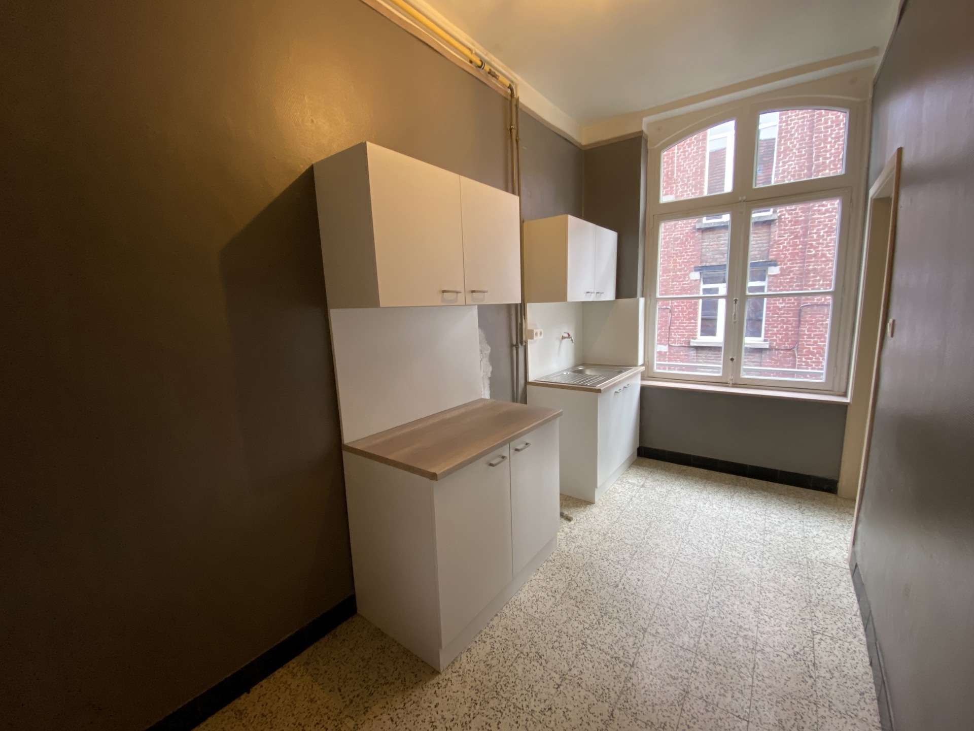 Appartement - à louer - 7500 TOURNAI