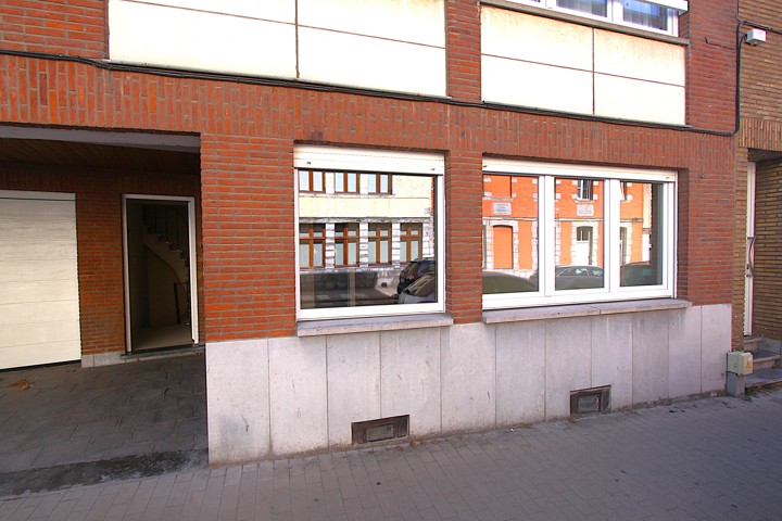Gelijkvloerse verdieping - te huur - 7500 Tournai