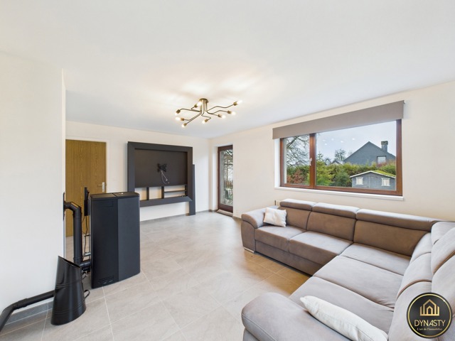 Maison - à louer - 6800 Libramont-Chevigny