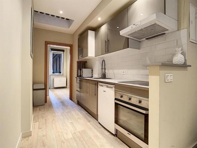 Studio - for rent - 1200 Woluwe-Saint-Lambert