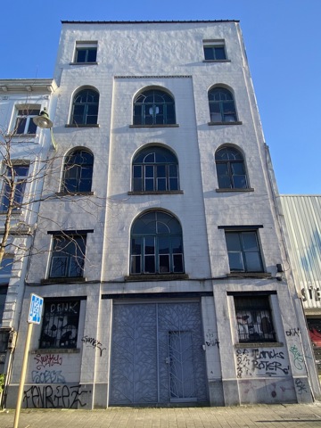 Warehouse - for sale - 1190 Forest