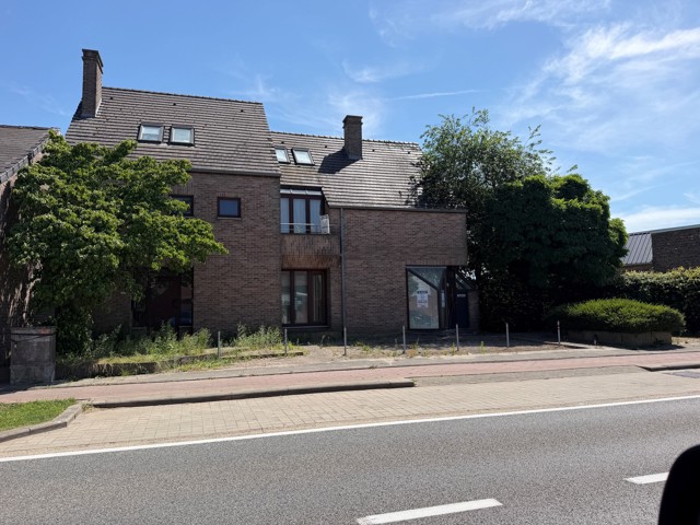 Gebouw voor gemengd gebruik - te koop - 3350 Linter