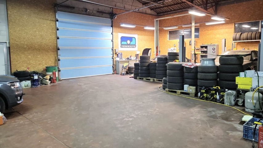 BOX 30m² of KMO UNIT 150m² weldra beschikbaar! - te huur bij Immo Kong