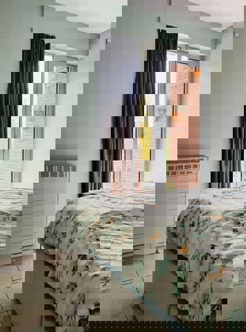 Gelijkvloers 3 slaapkamer appartement met grote garage. - te huur bij Immo Kong