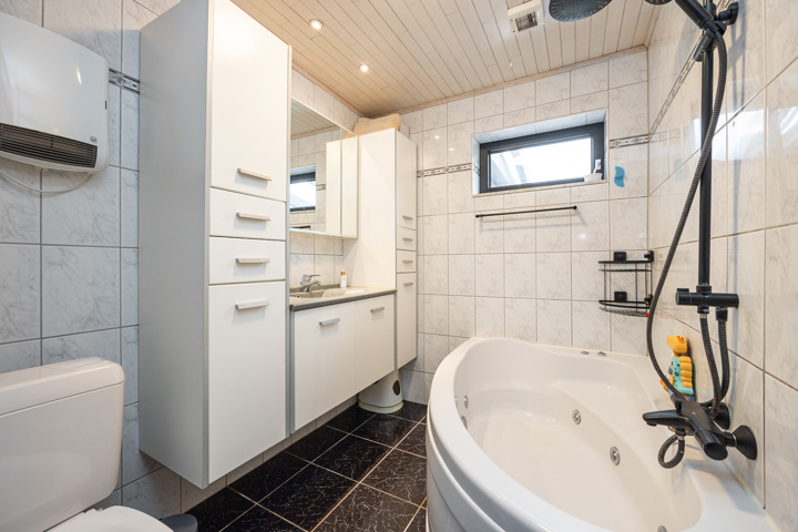 Kom langs! Open Huis zat 13 juni! Instapklaar met thuisaccu! - te koop bij Immo Kong