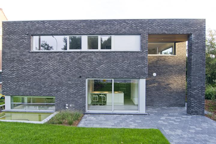 Heel mooie villa nabij winkels en parken