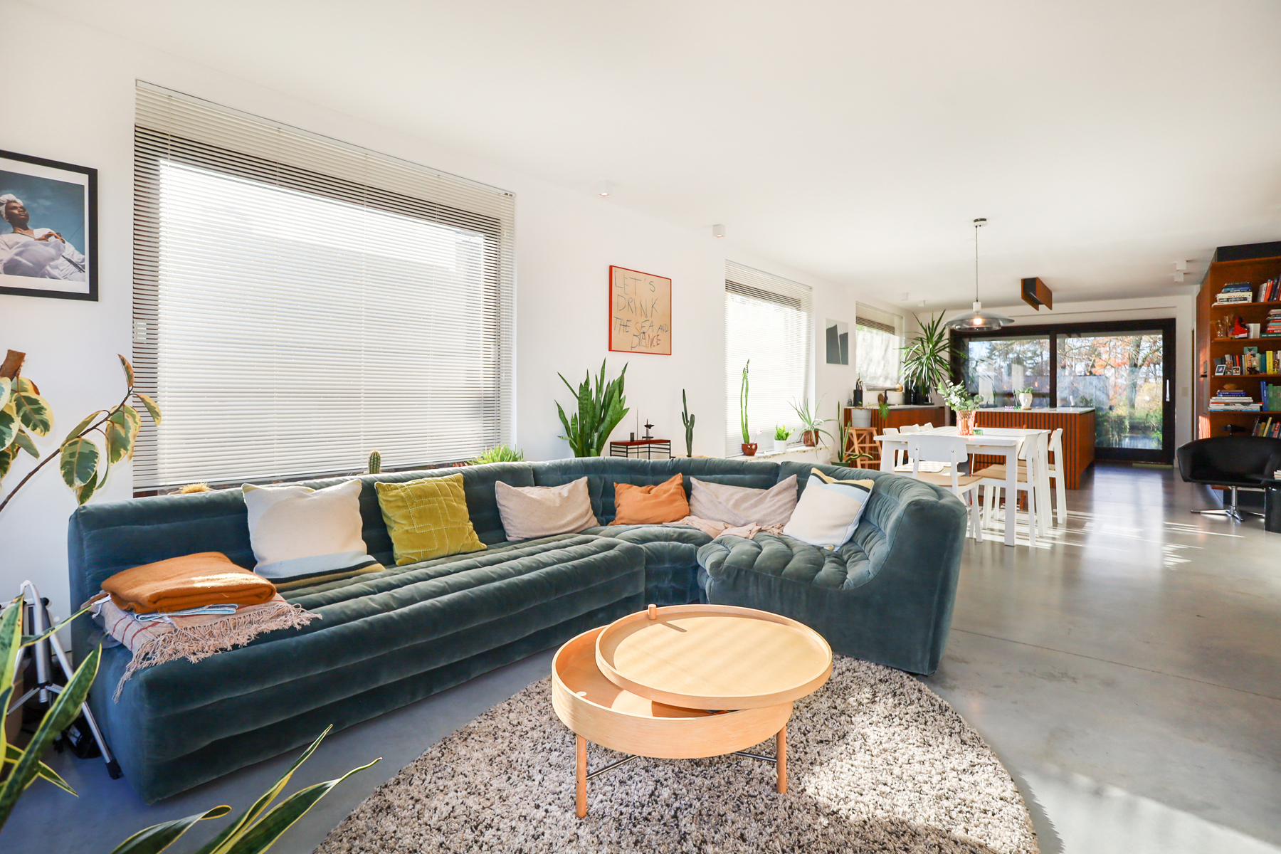 Lichtrijke bungalow met 3 slpks en garage