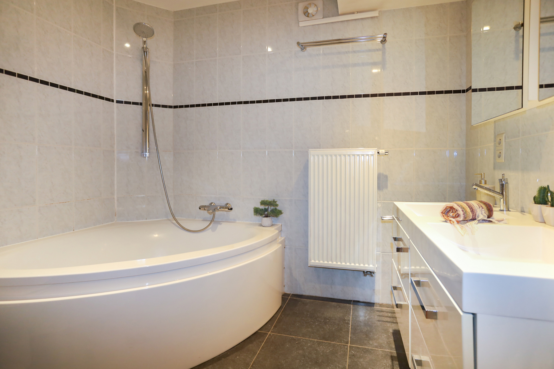 Centraal gelegen 3 slpk app