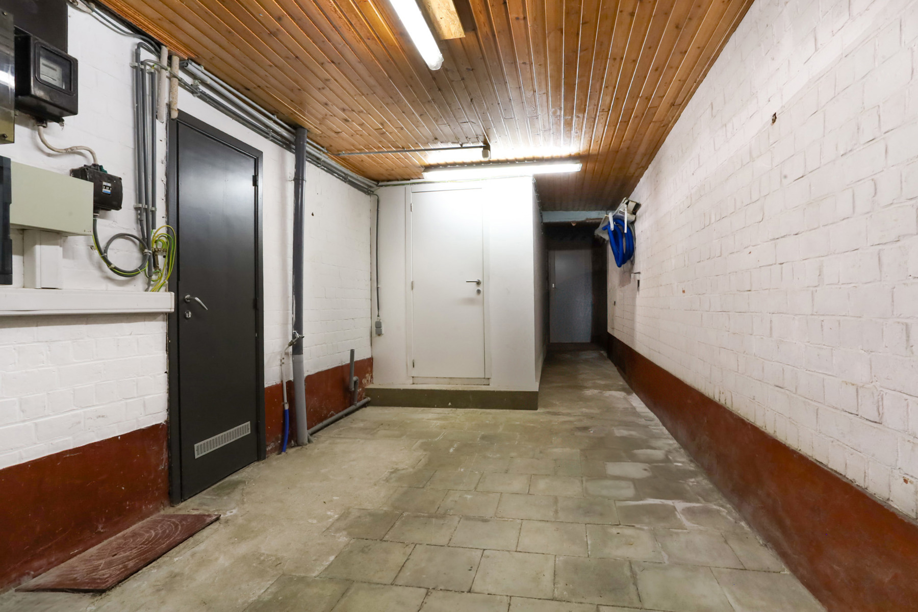 Gerenoveerde duplex met 2 slpks en zonnig terras