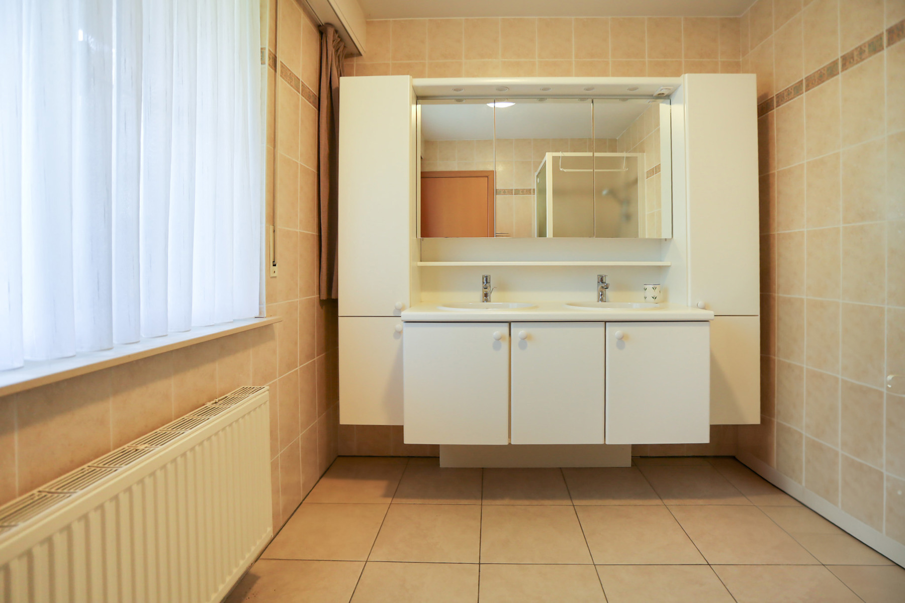 Ruim glvl app met 1 slpk en terras