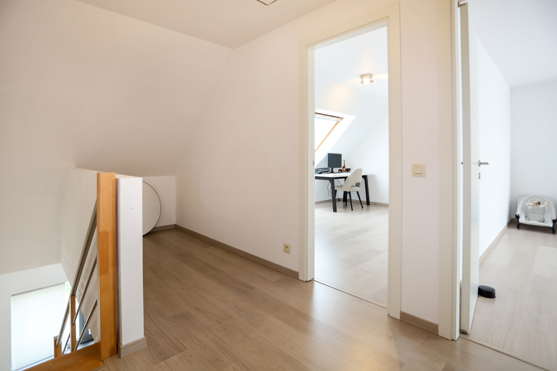 Recente woning met 4 slpks en garage