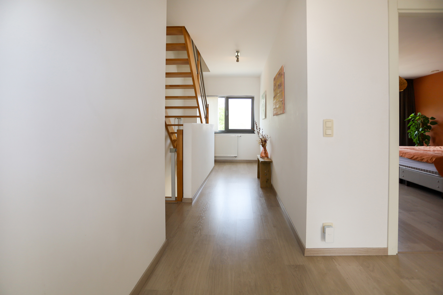 Recente woning met 4 slpks en garage