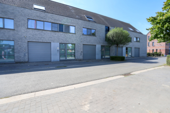 Recente woning met 4 slpks en garage