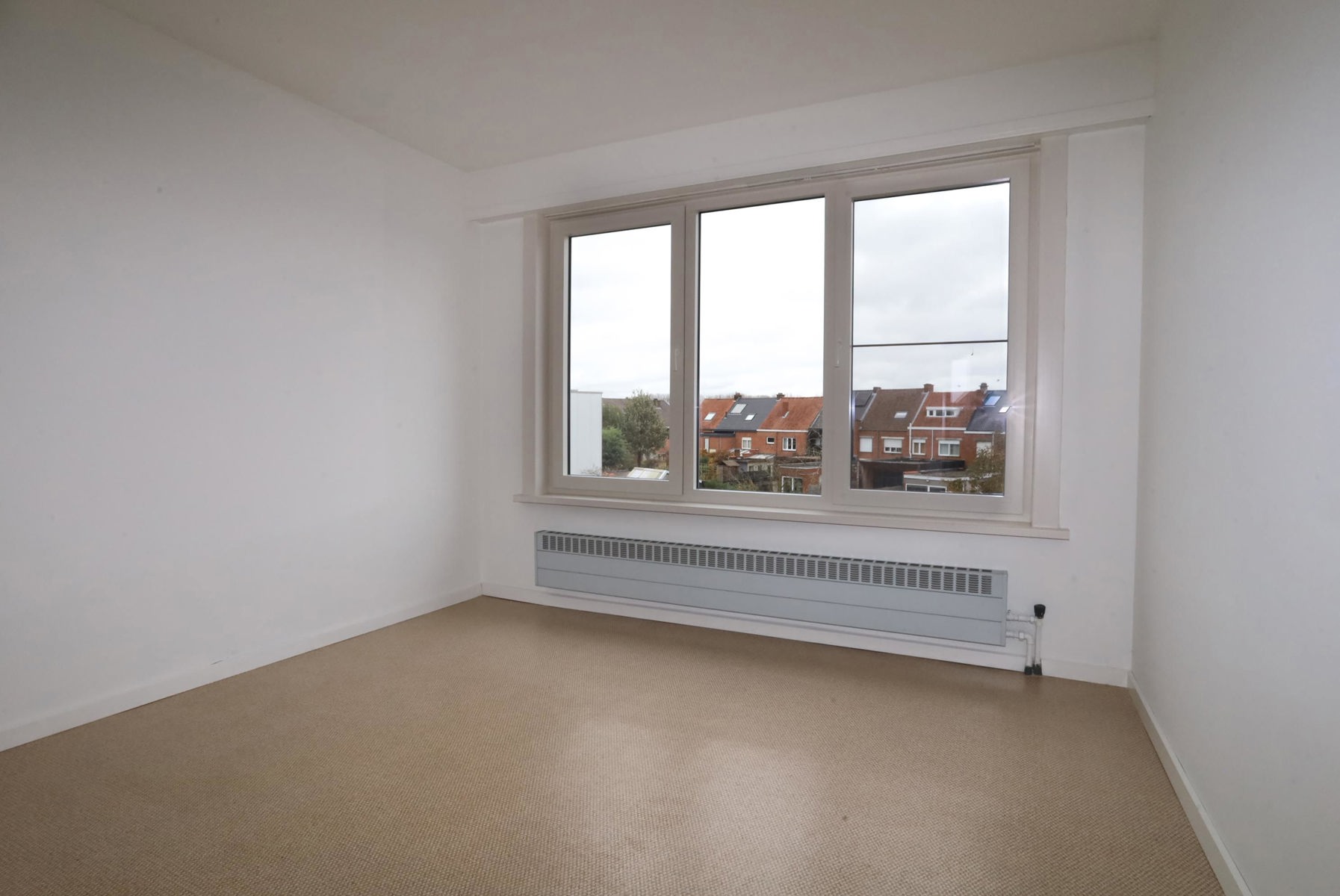 Bel-etagewoning met 2 slpks en garage