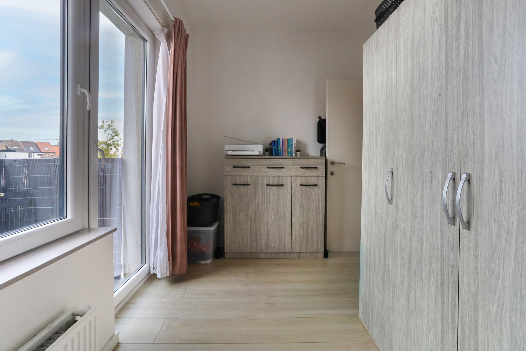 Instapklaar 2 slpk appartement met garage