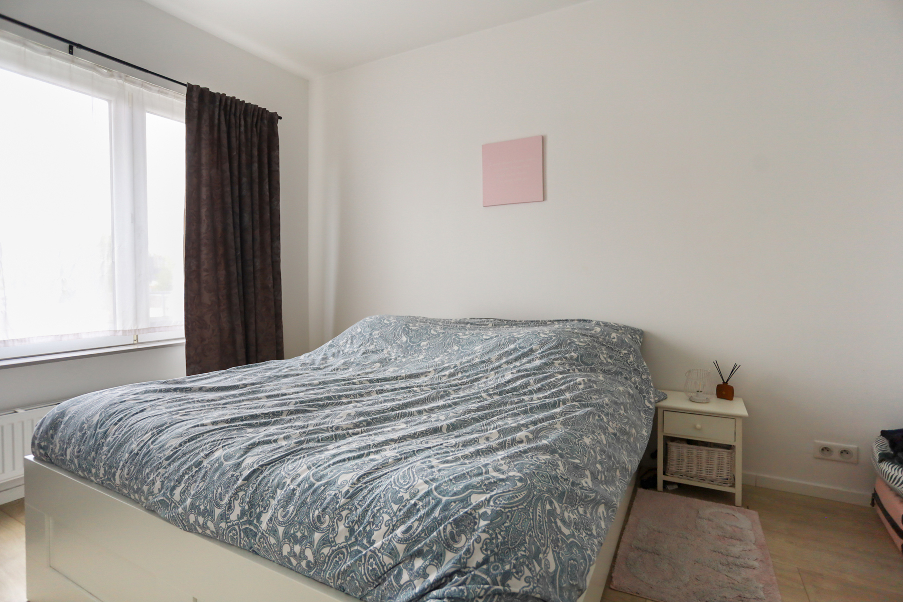 Instapklaar 2 slpk appartement met garage