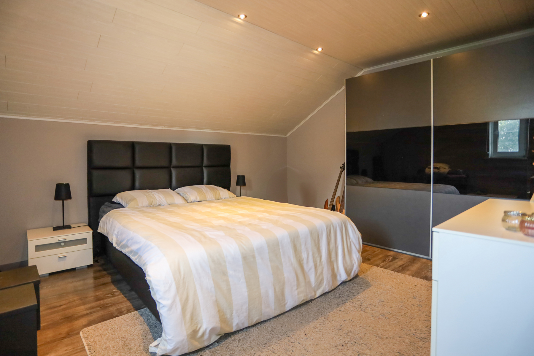 Rustig gelegen OB met weiland