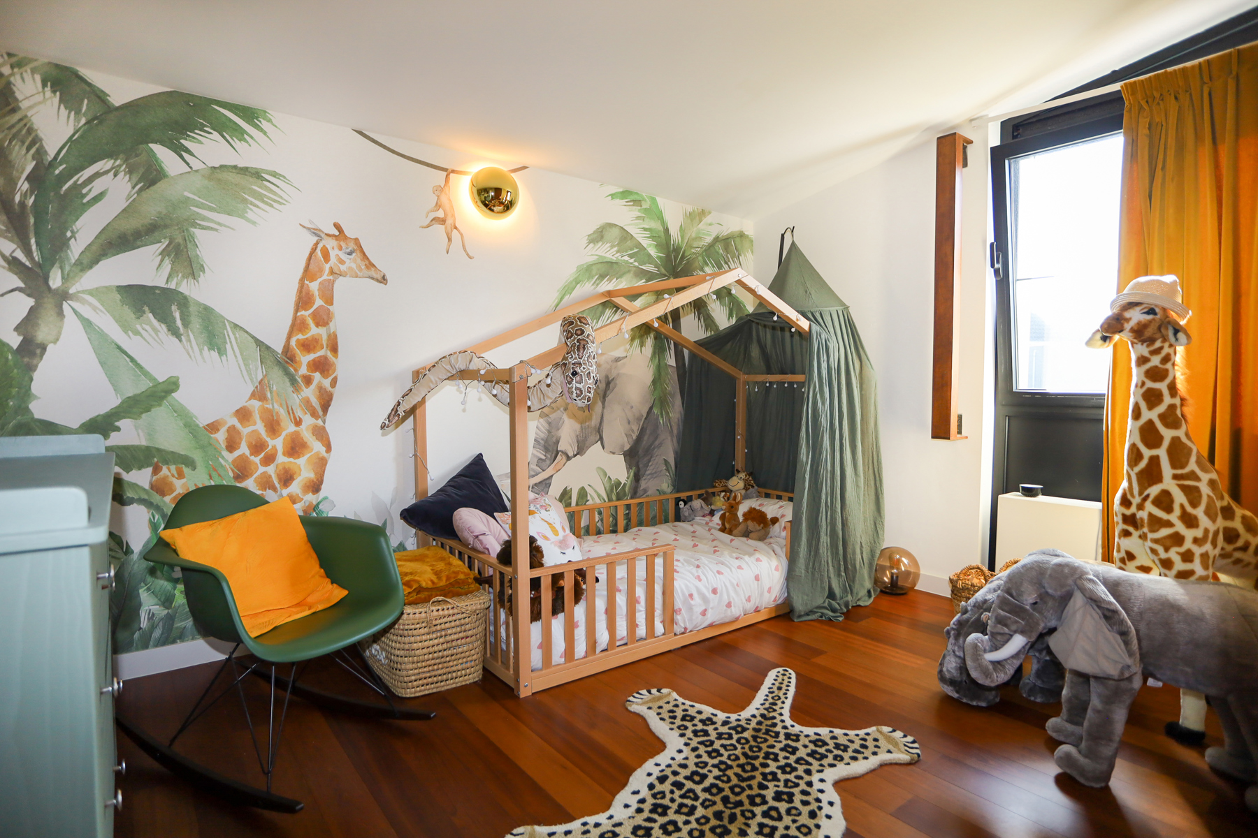 Gerenoveerde OB met zwembad in het centrum