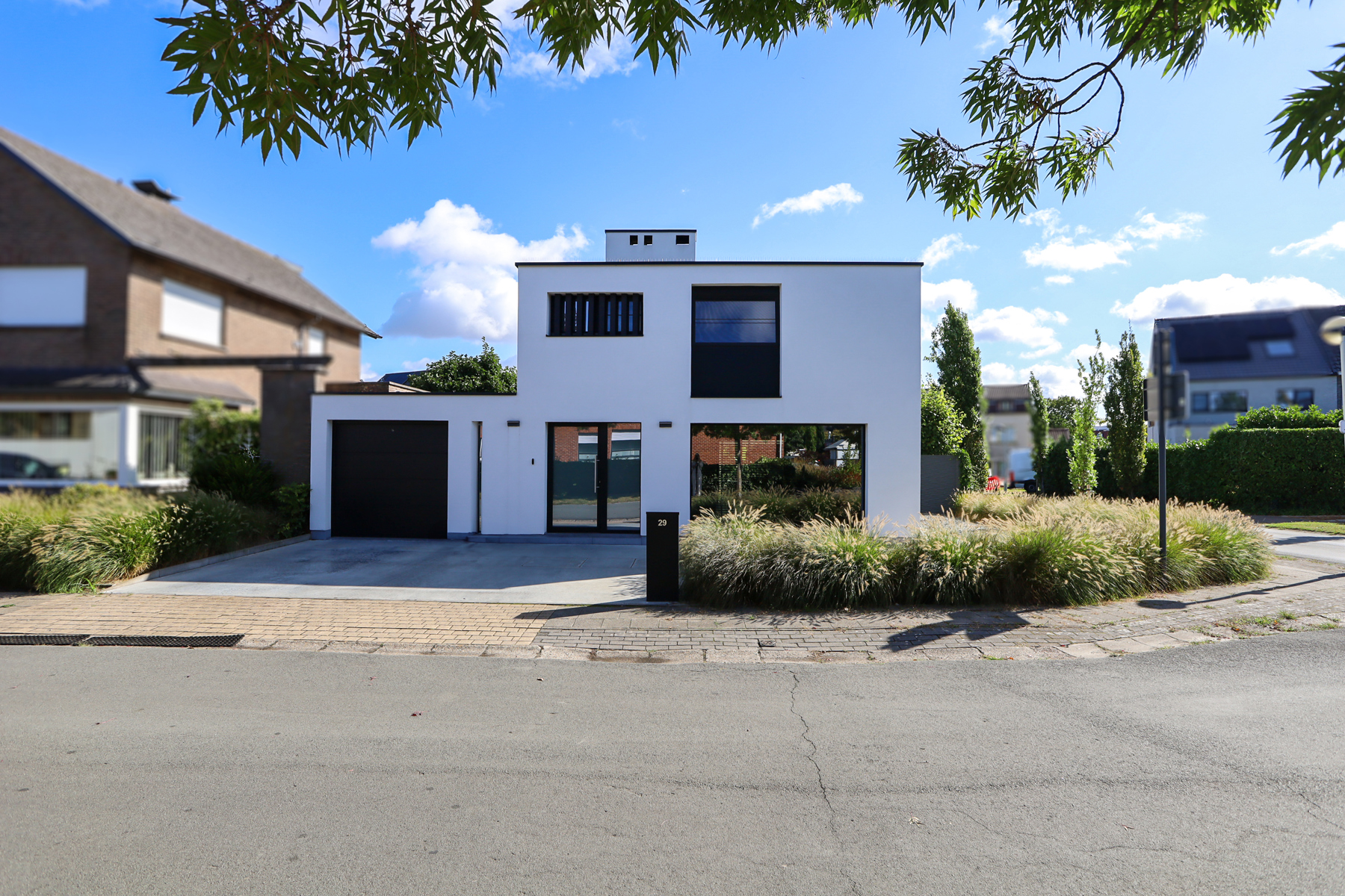 Gerenoveerde OB met zwembad in het centrum