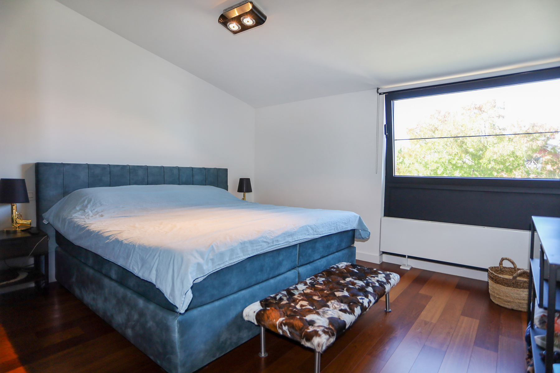 Gerenoveerde OB met zwembad in het centrum