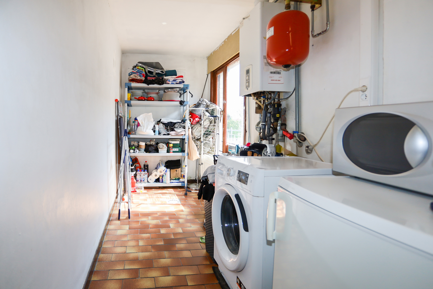 Leuke rijwoning met zij-ingang en tuin