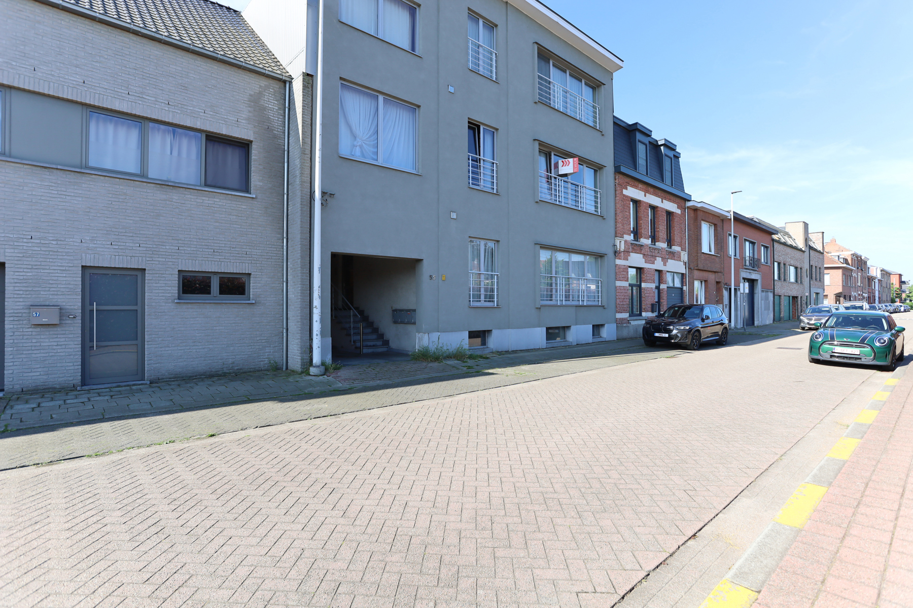 Ruim 2 slpk app met garage